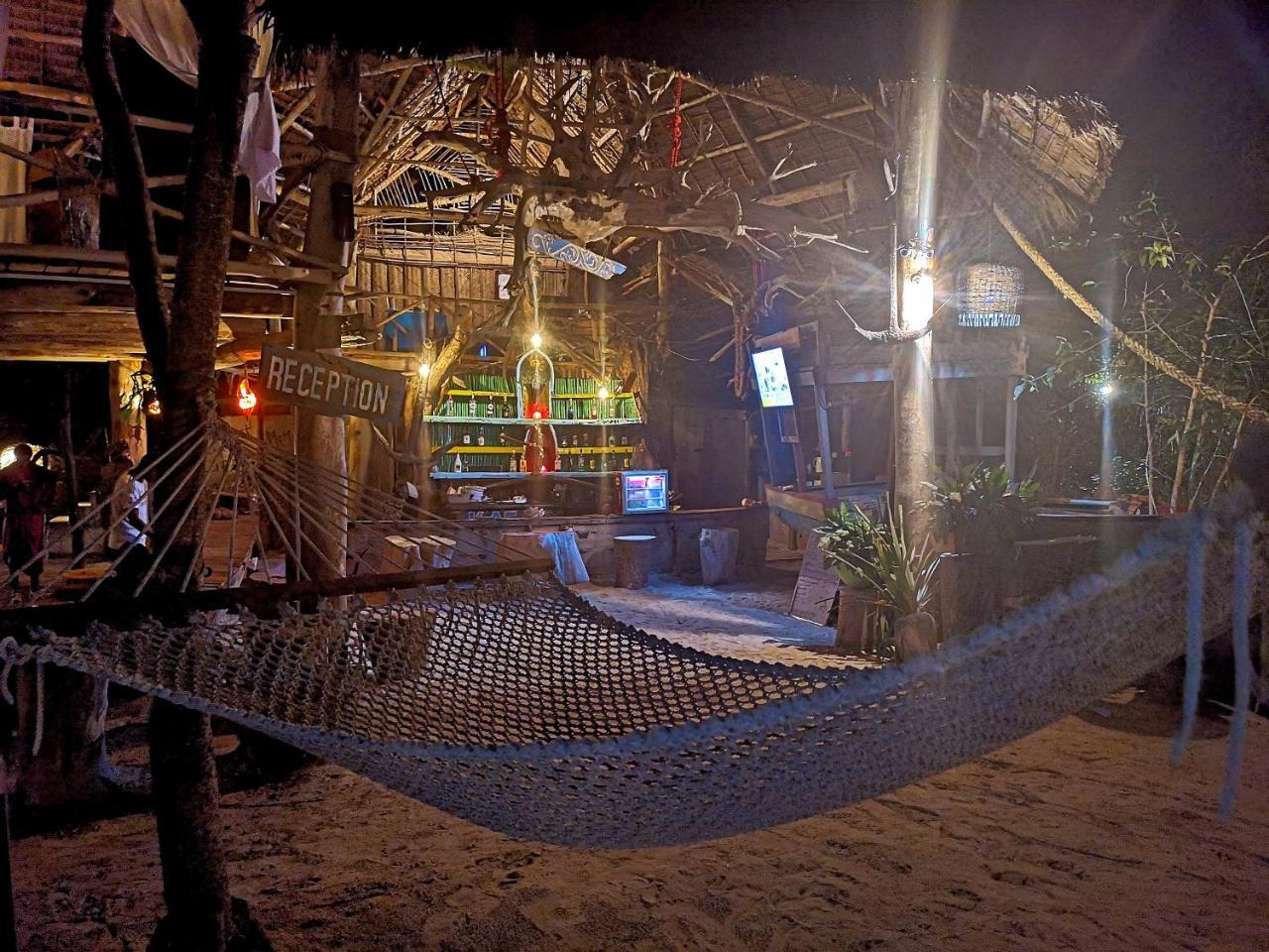 Hotel Kae Funk Zanzibar Michamvi Exterior foto